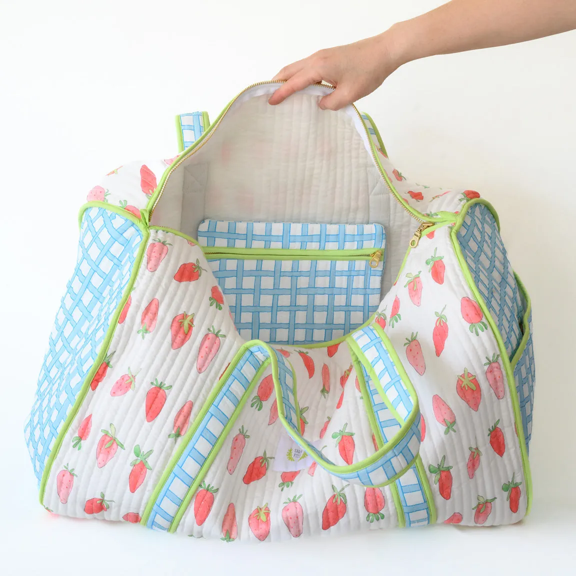 Weekender Tote, Strawberry